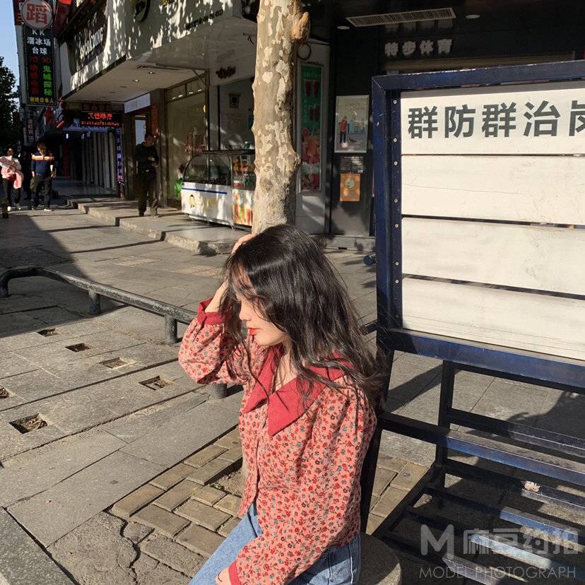 校园模特