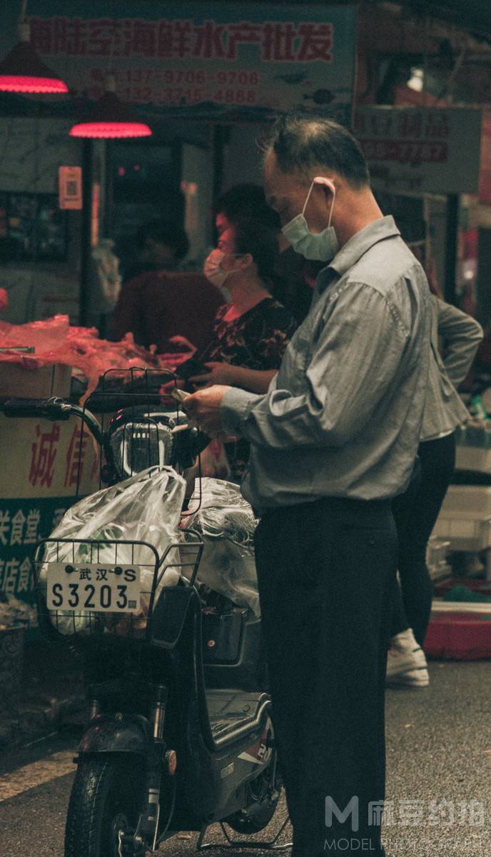 纪实模特