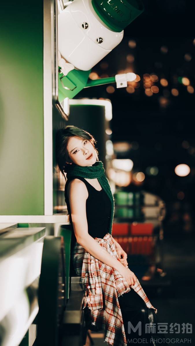 情绪模特