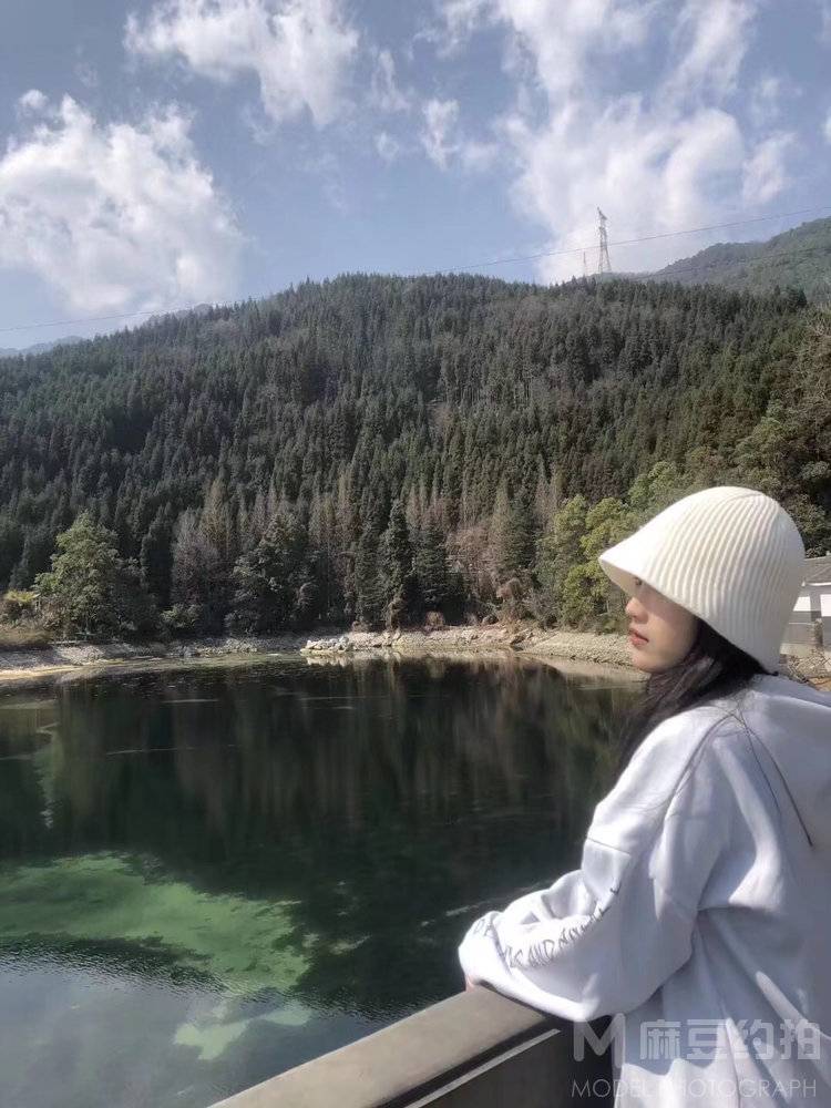 胶片模特