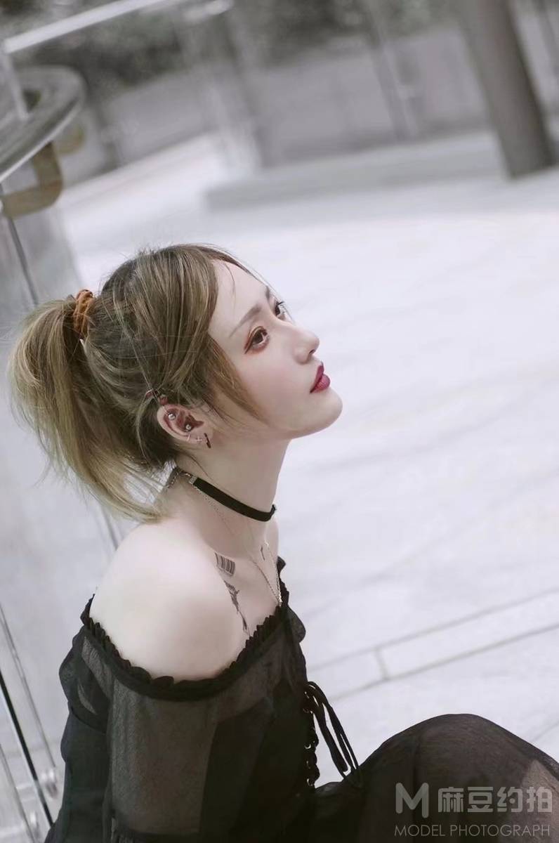 暗黑模特