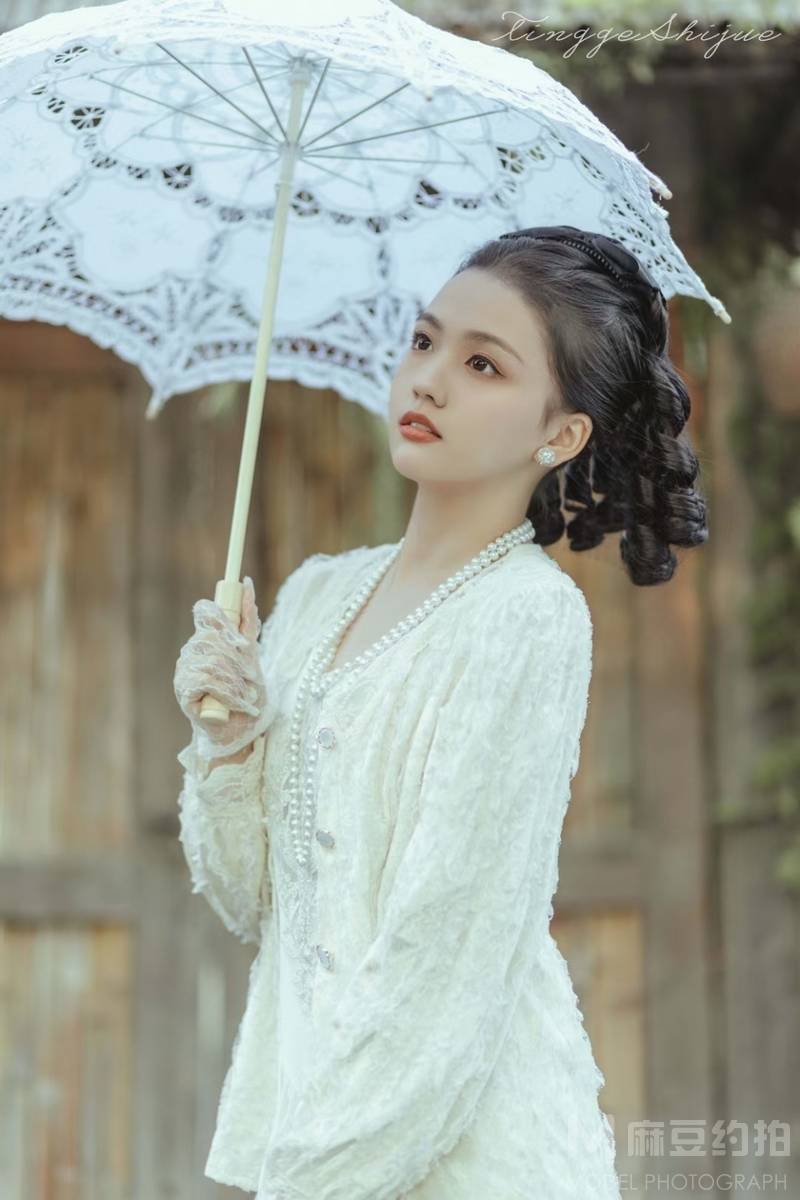 民国模特