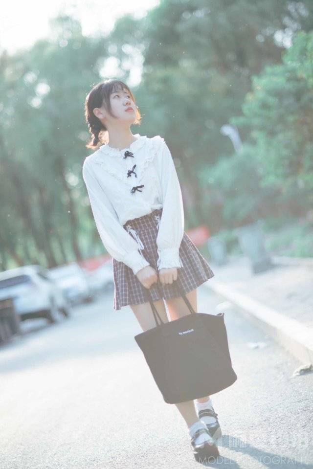 校园模特