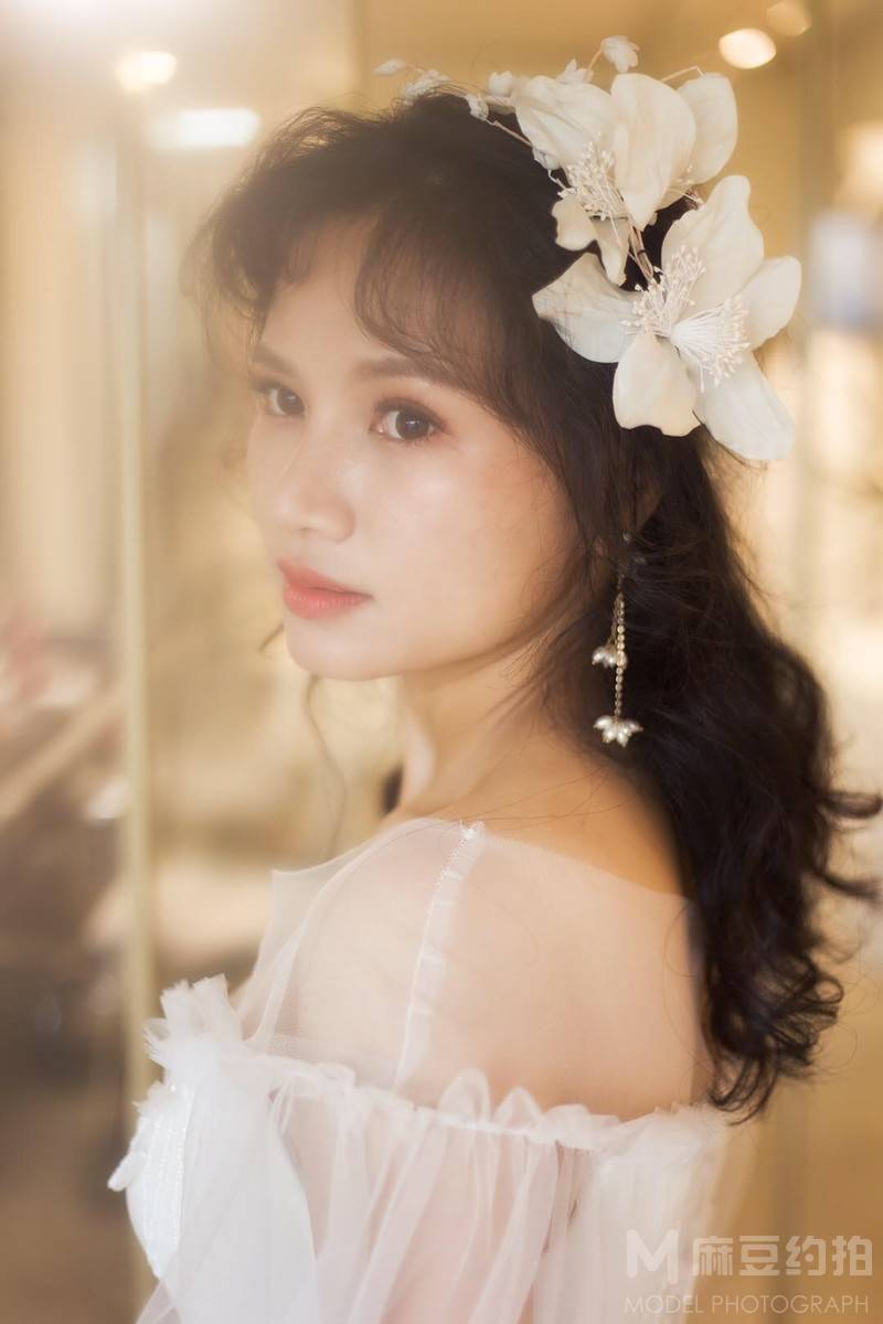 妆容模特