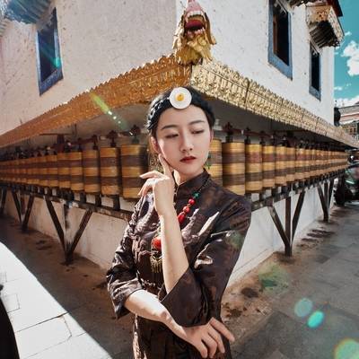 妆容模特