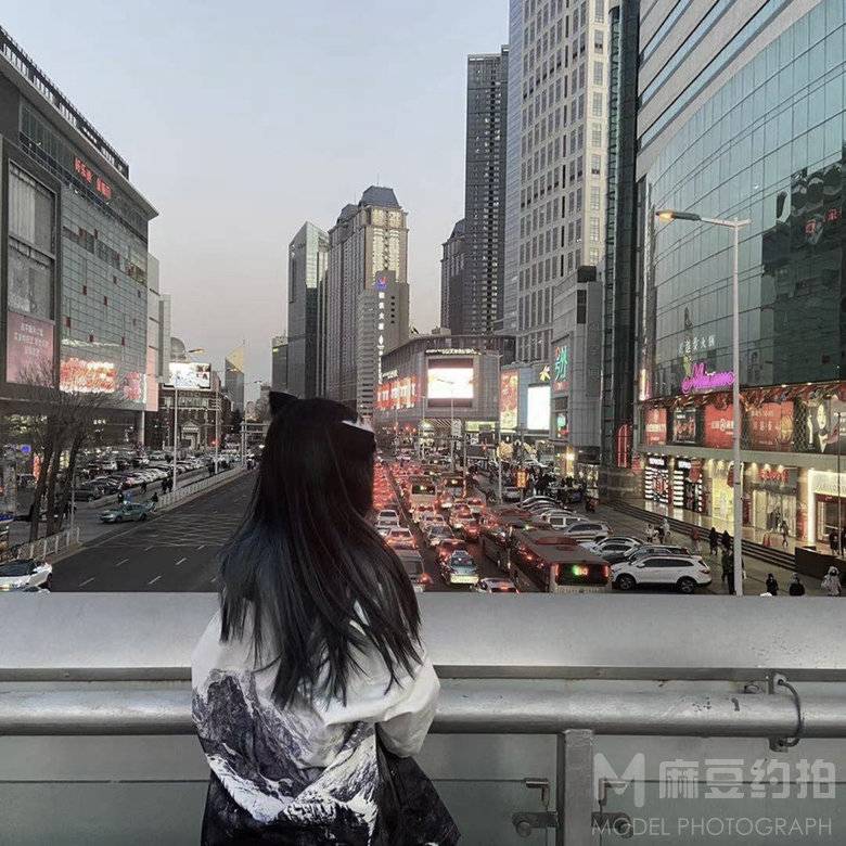 纪实模特