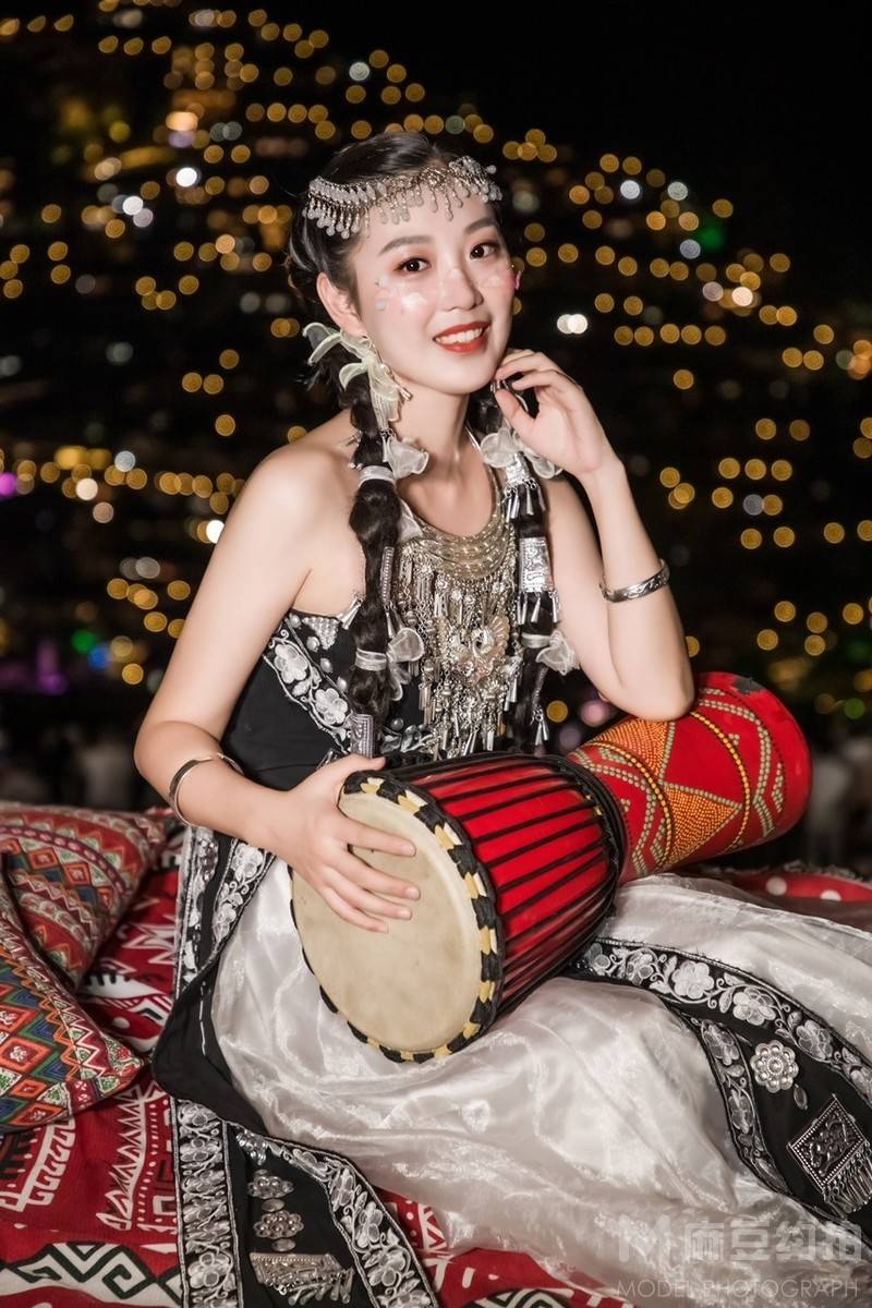 夜景模特