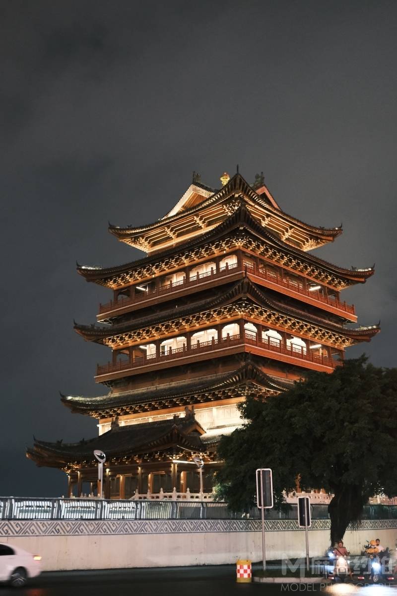 夜景模特