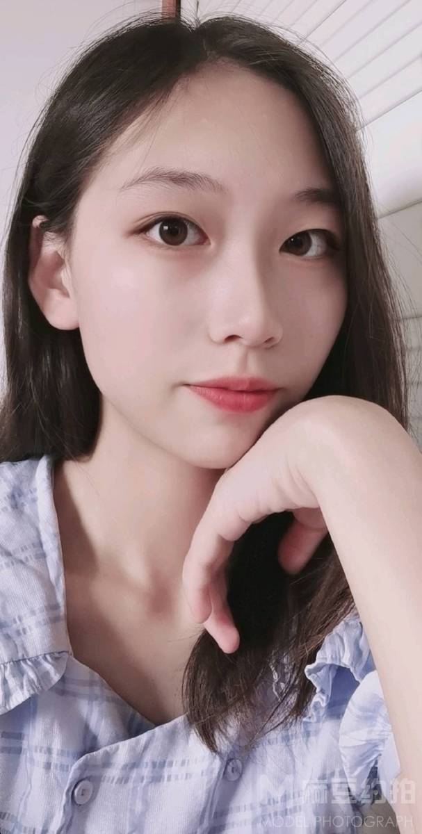 纪实模特