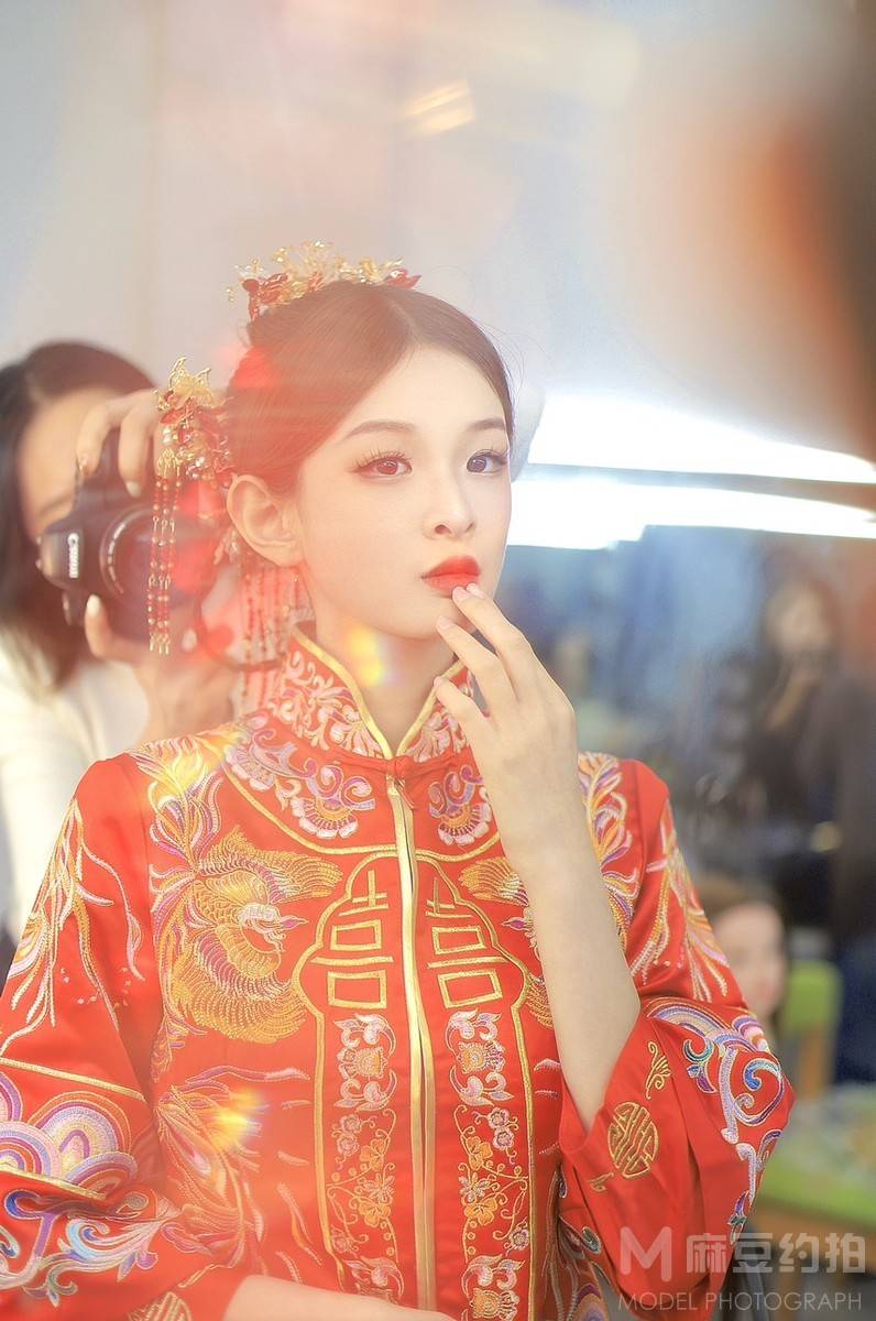 妆容模特