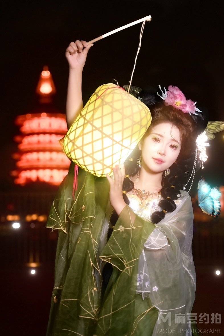 汉服模特