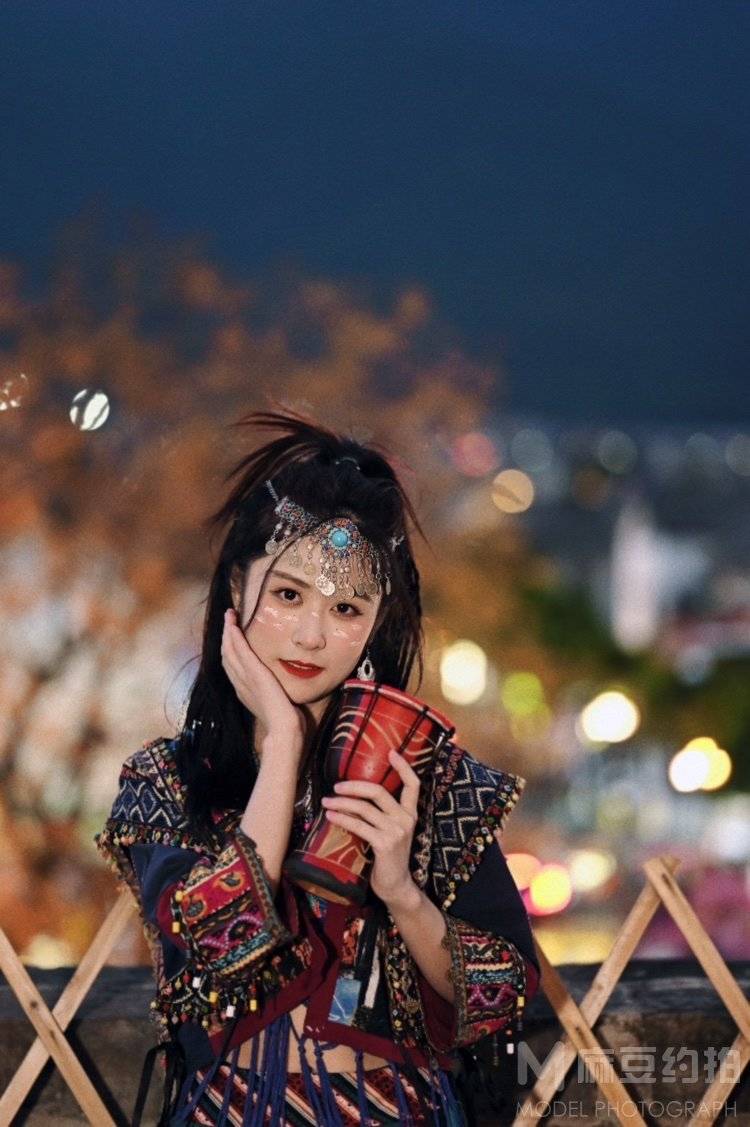 胶片模特