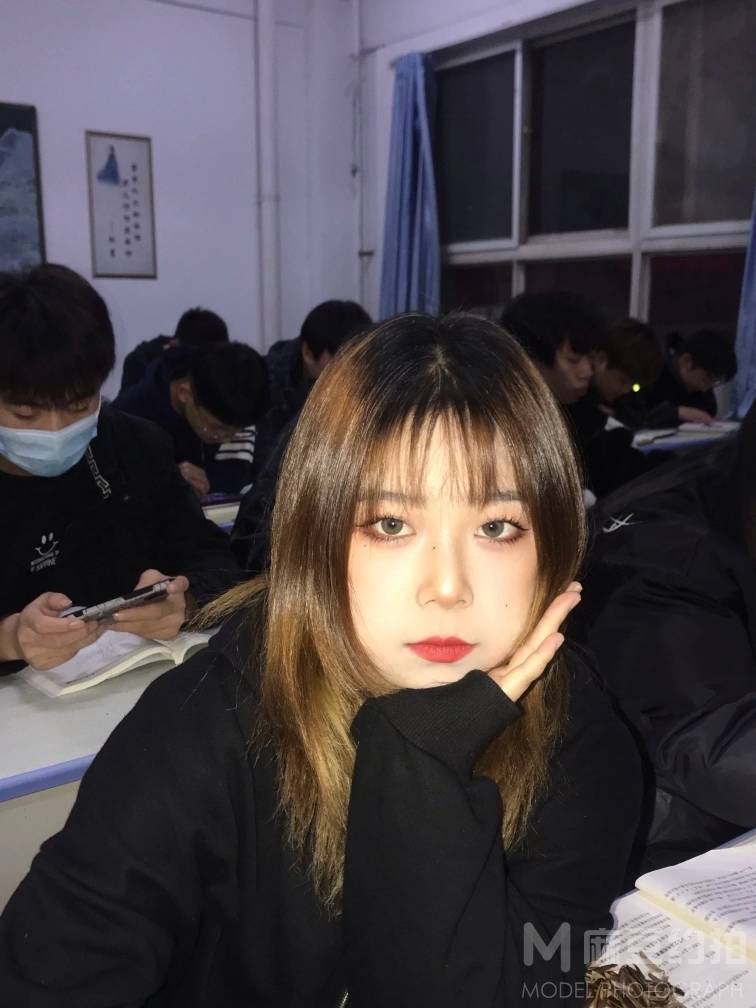 少女模特