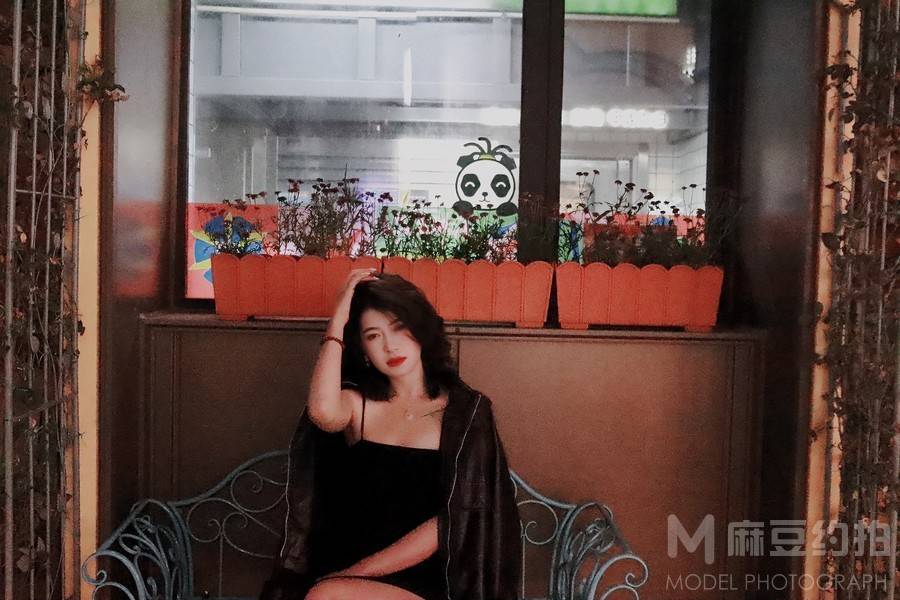 暗黑模特