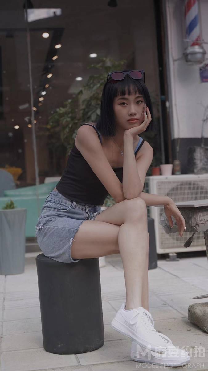 清新模特