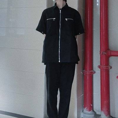 黑白模特