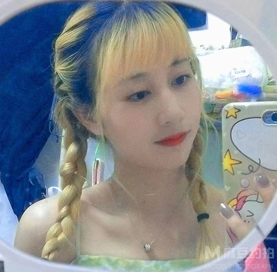 少女模特