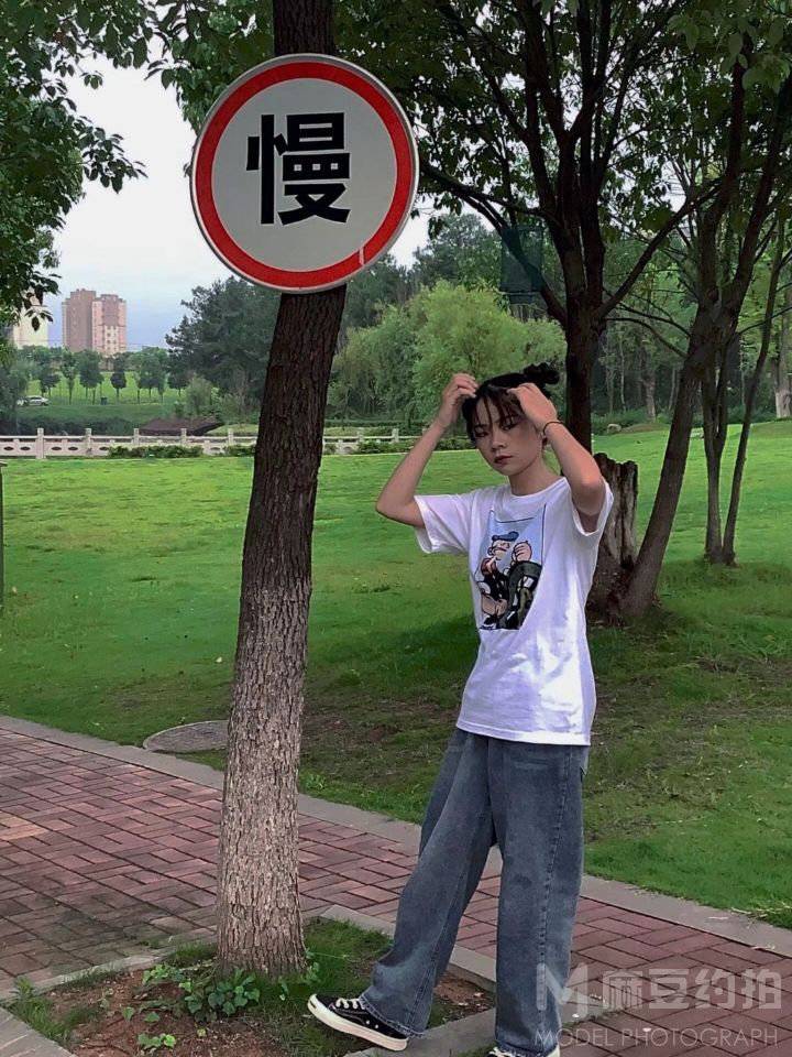少女模特