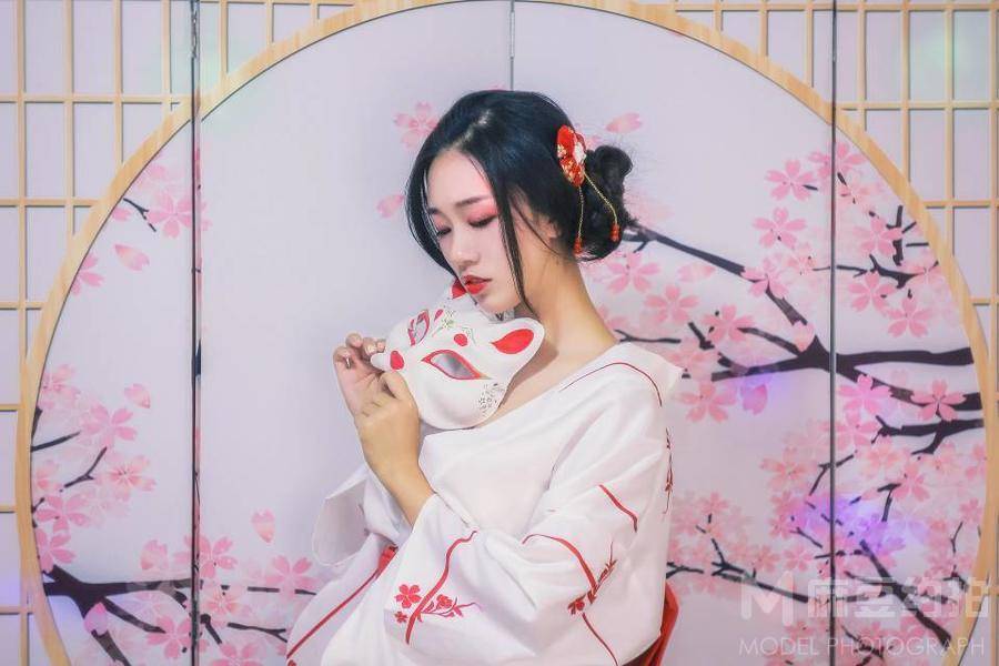 和服模特