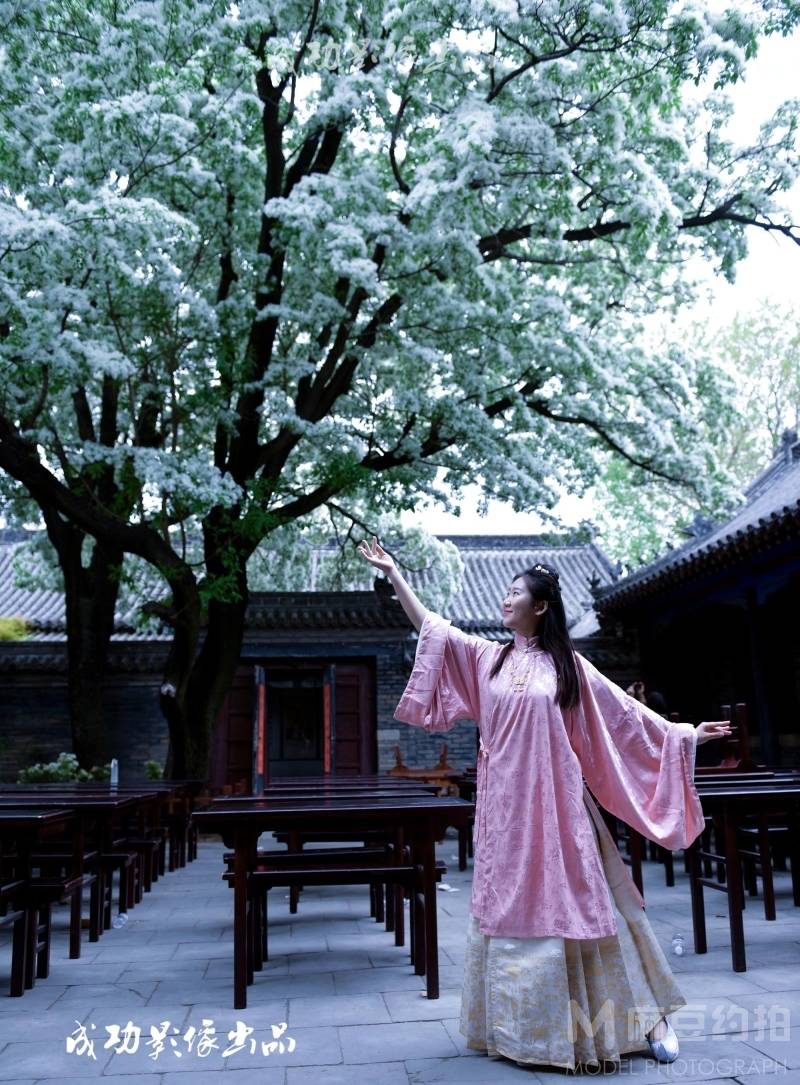 民国模特