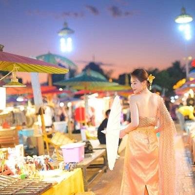 夜景模特