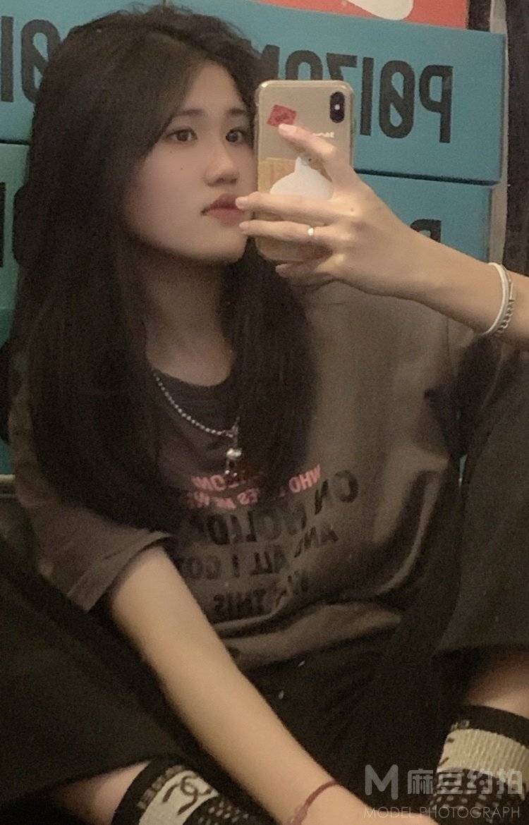 纪实模特