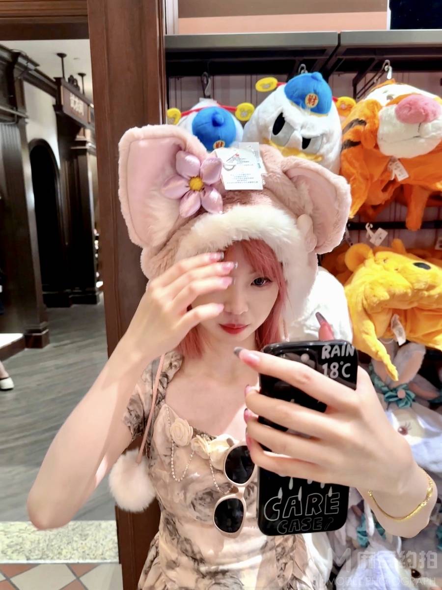 妆容模特