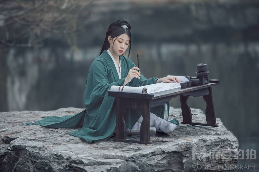 汉服模特