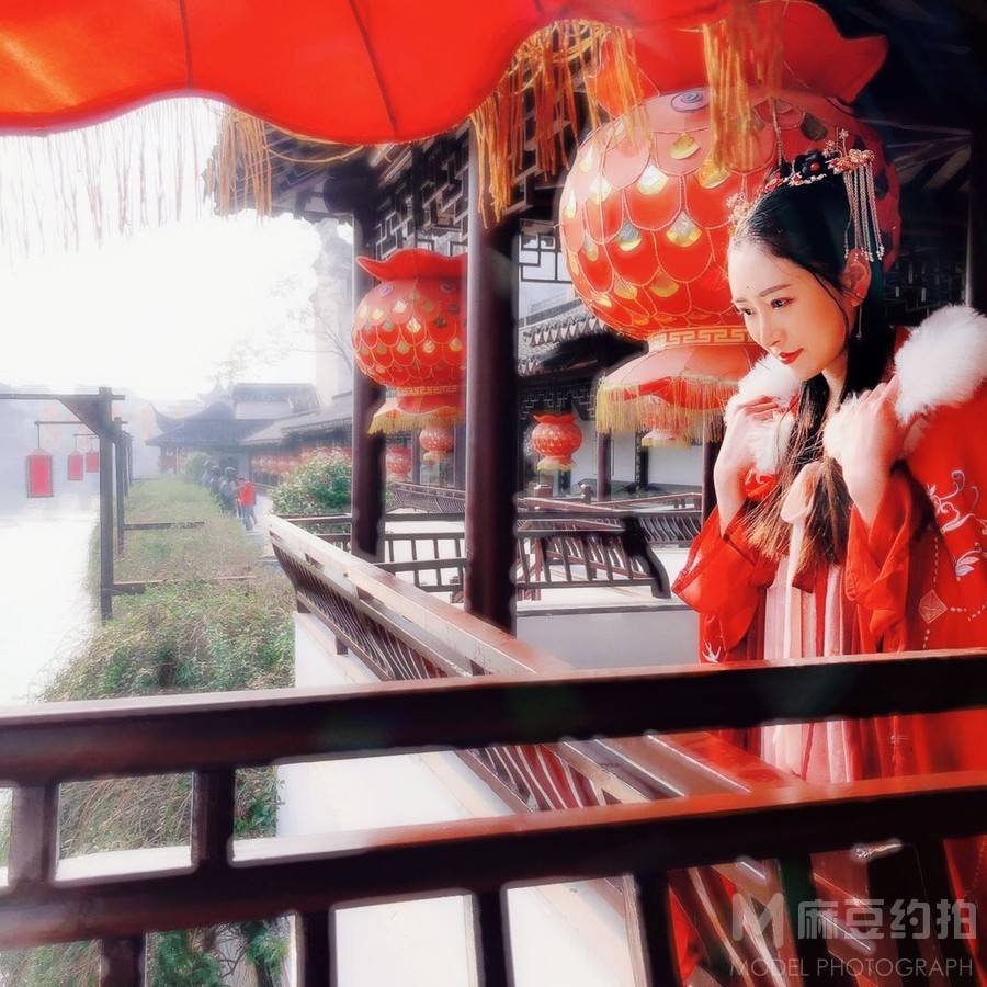 汉服模特