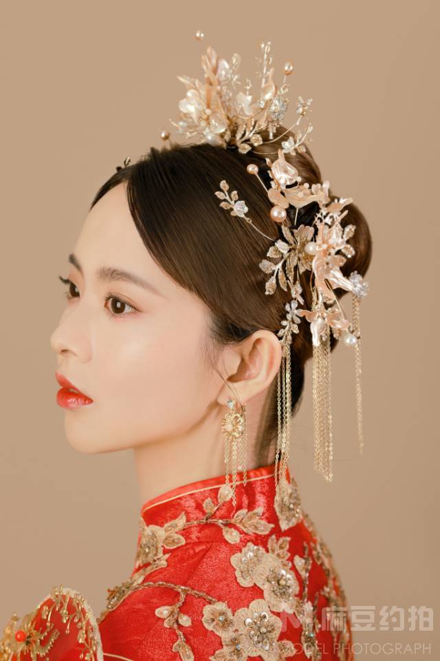 妆容模特