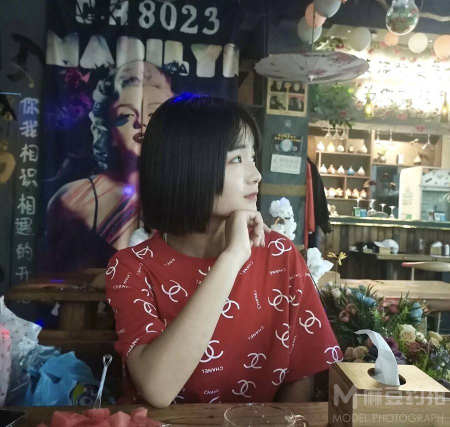妆容模特