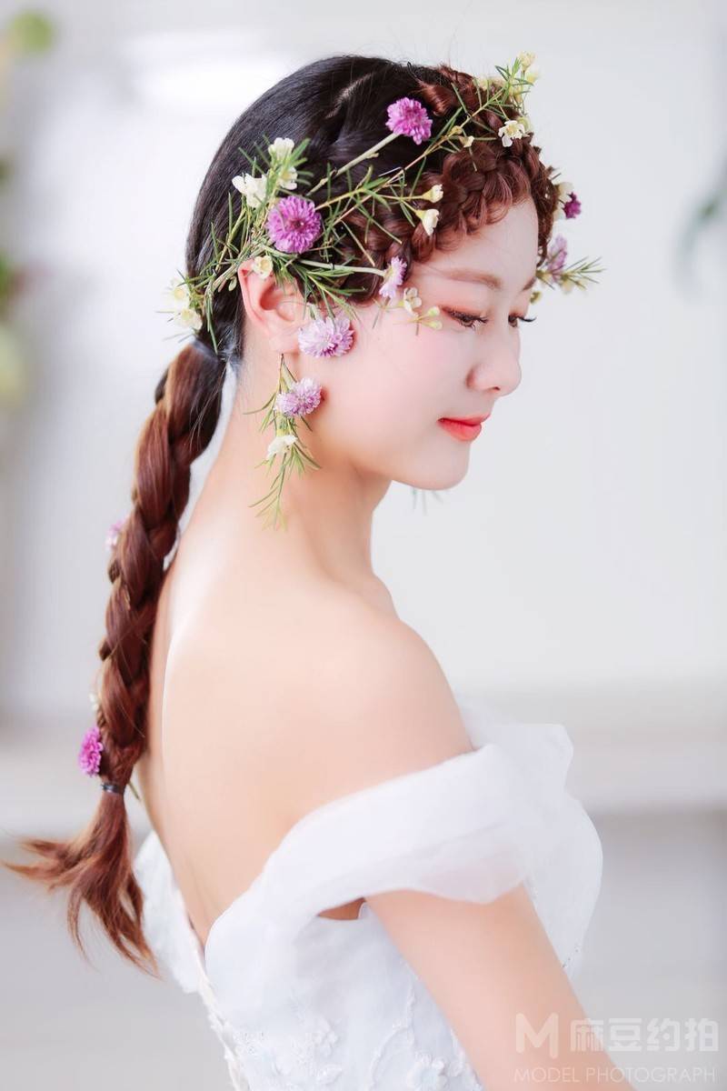 妆容模特
