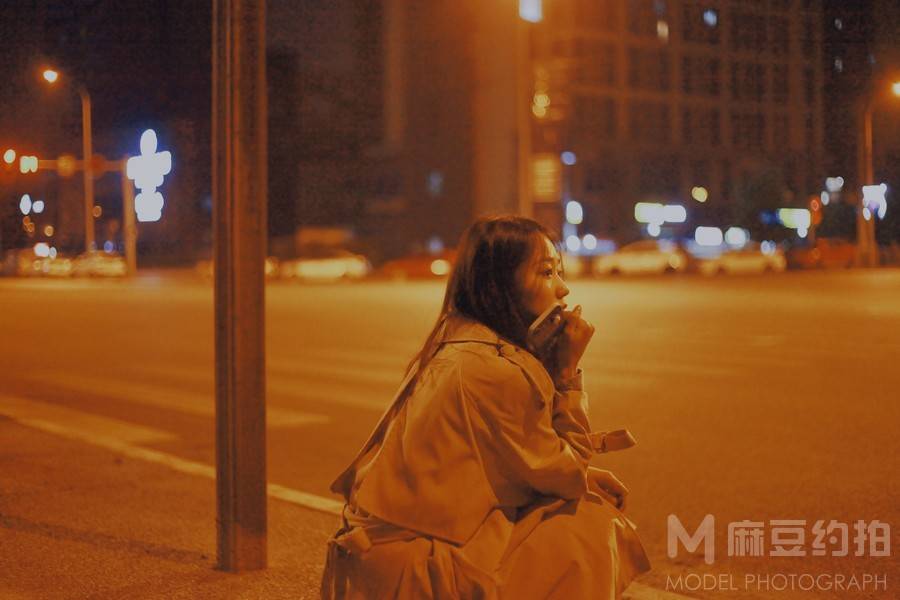 夜景模特