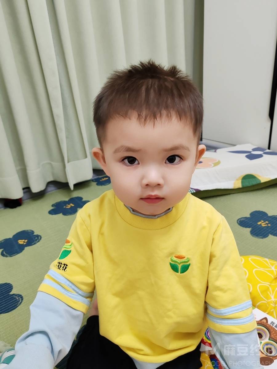 宝丽来模特