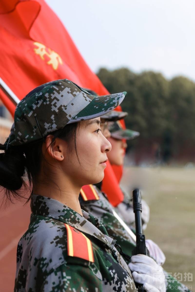 校园模特