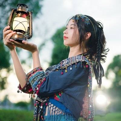 汉服模特