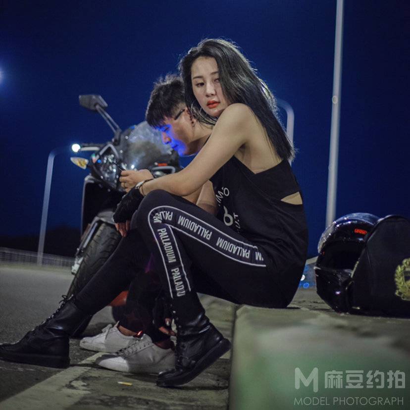 夜景模特