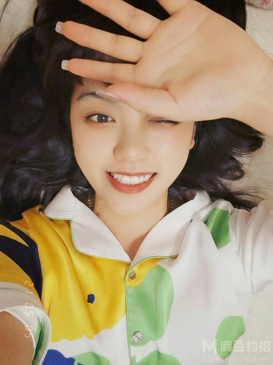 纪实模特