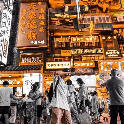 情绪模特