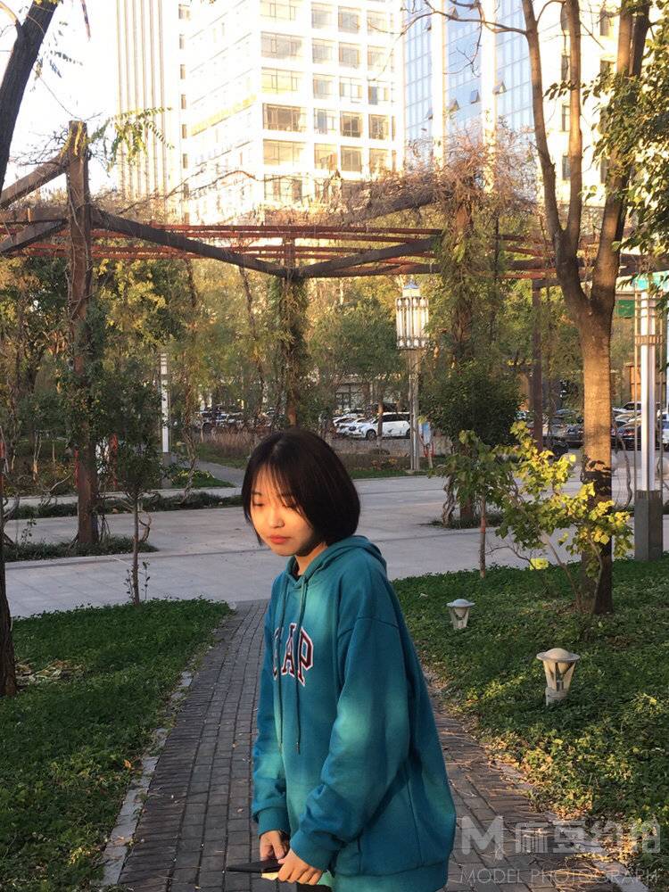 校园模特