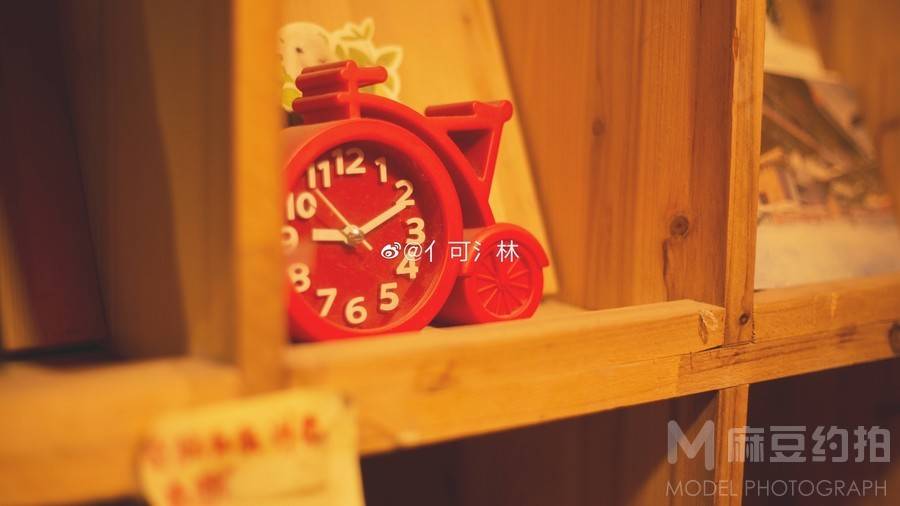 黑白模特