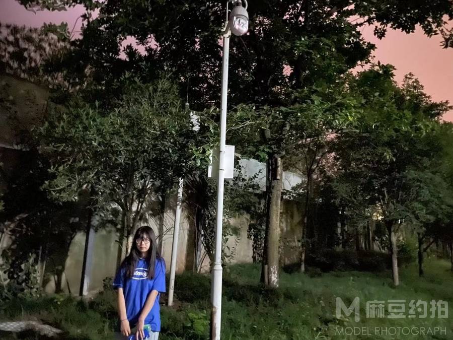 清新模特