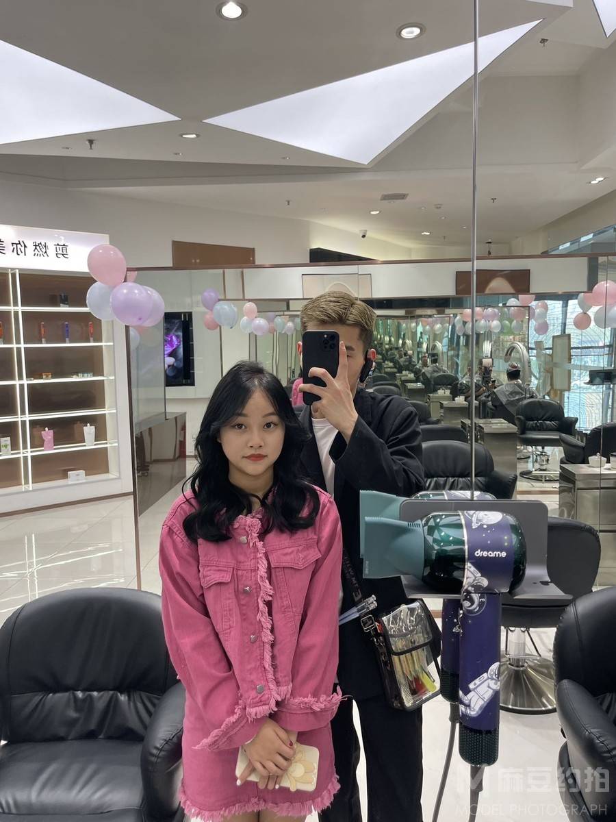 校园模特