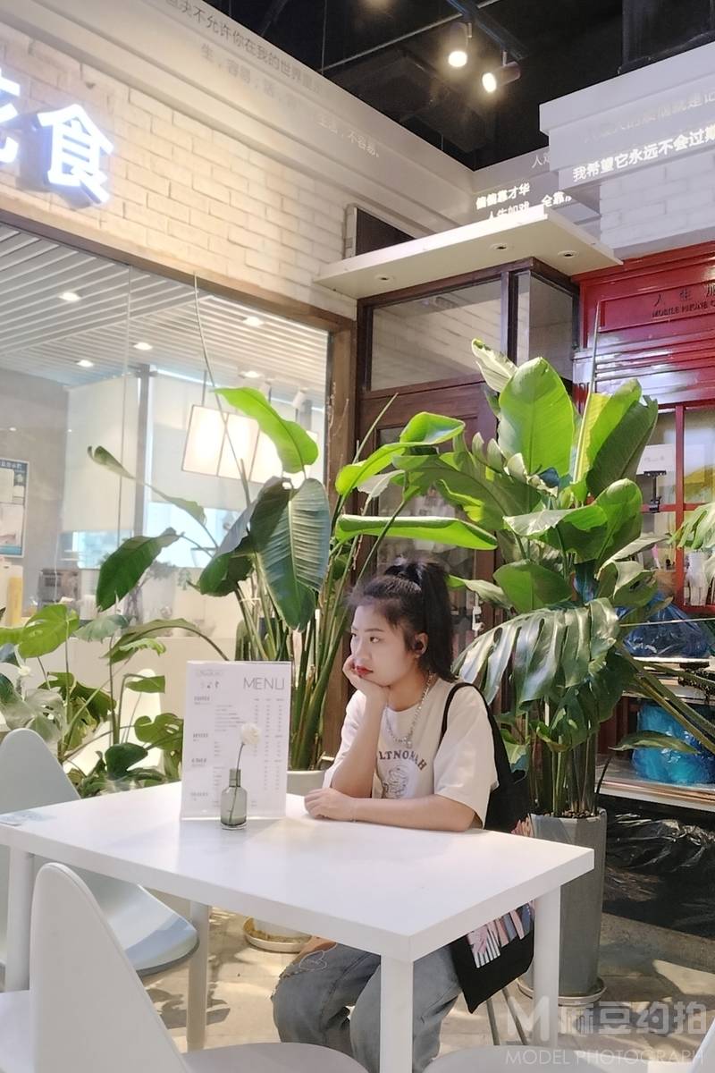 少女模特