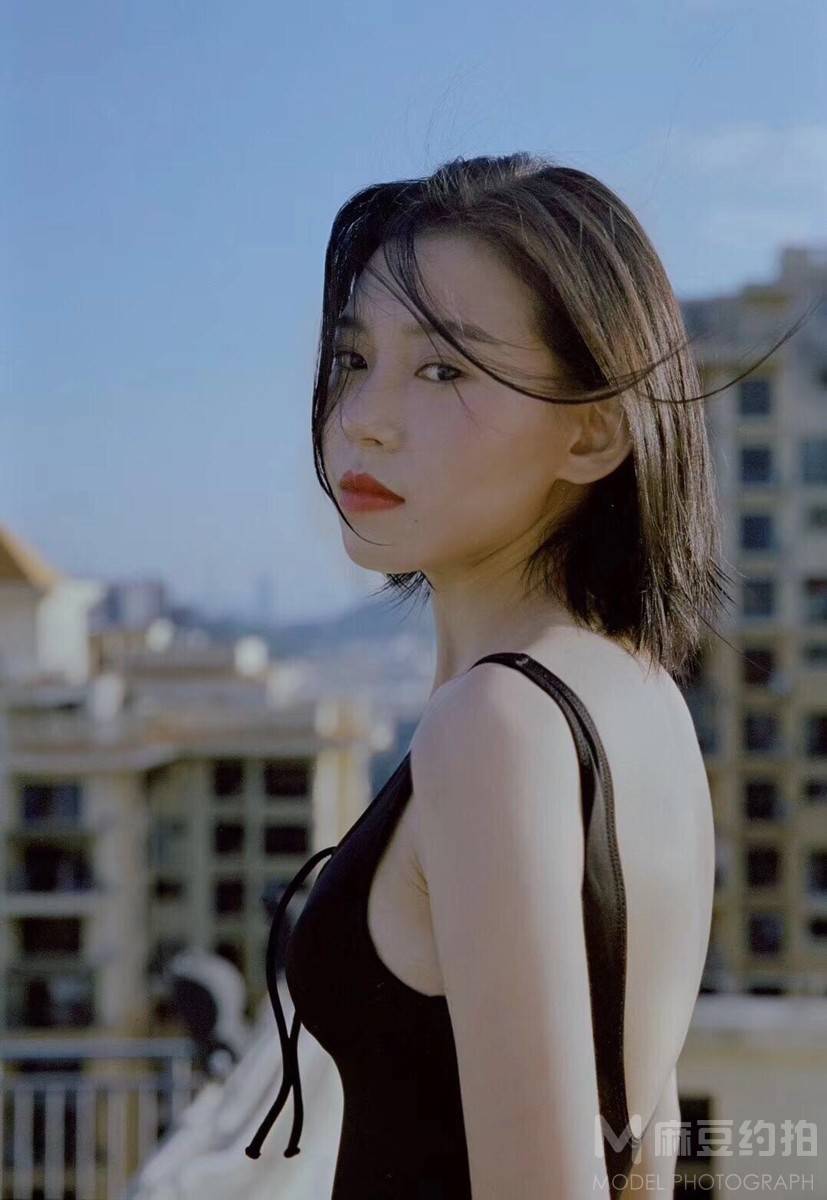 胶片模特