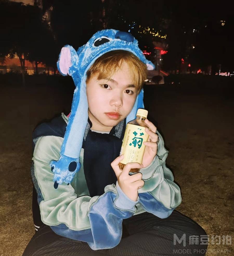 胶片模特