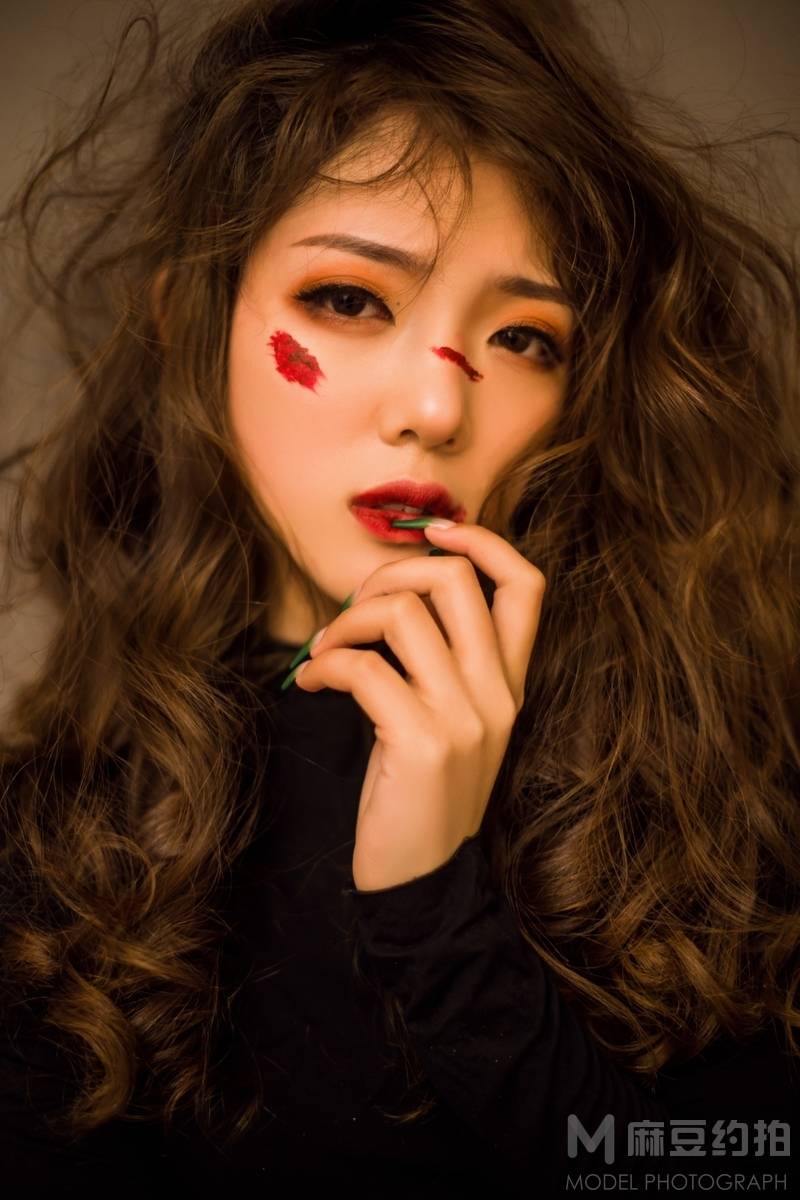 暗黑模特
