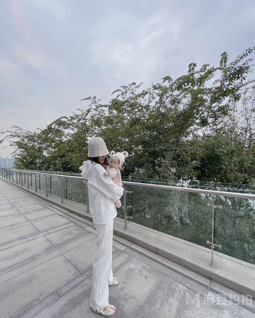 孕照模特