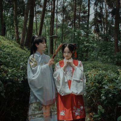 汉服模特