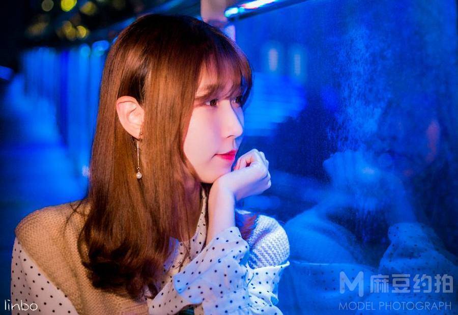 夜景模特